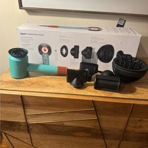 Dyson Supersonic Hair Dryer in Teal and Orange